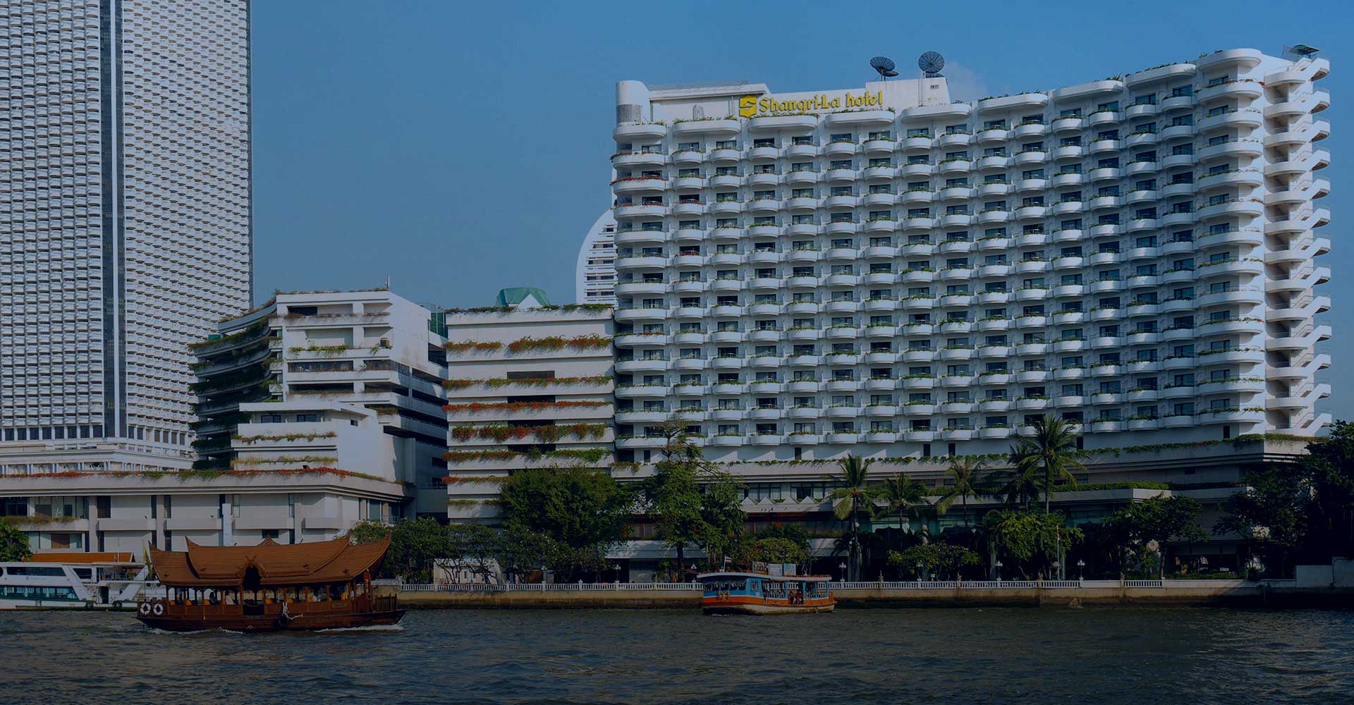 Shangri-la Hotel